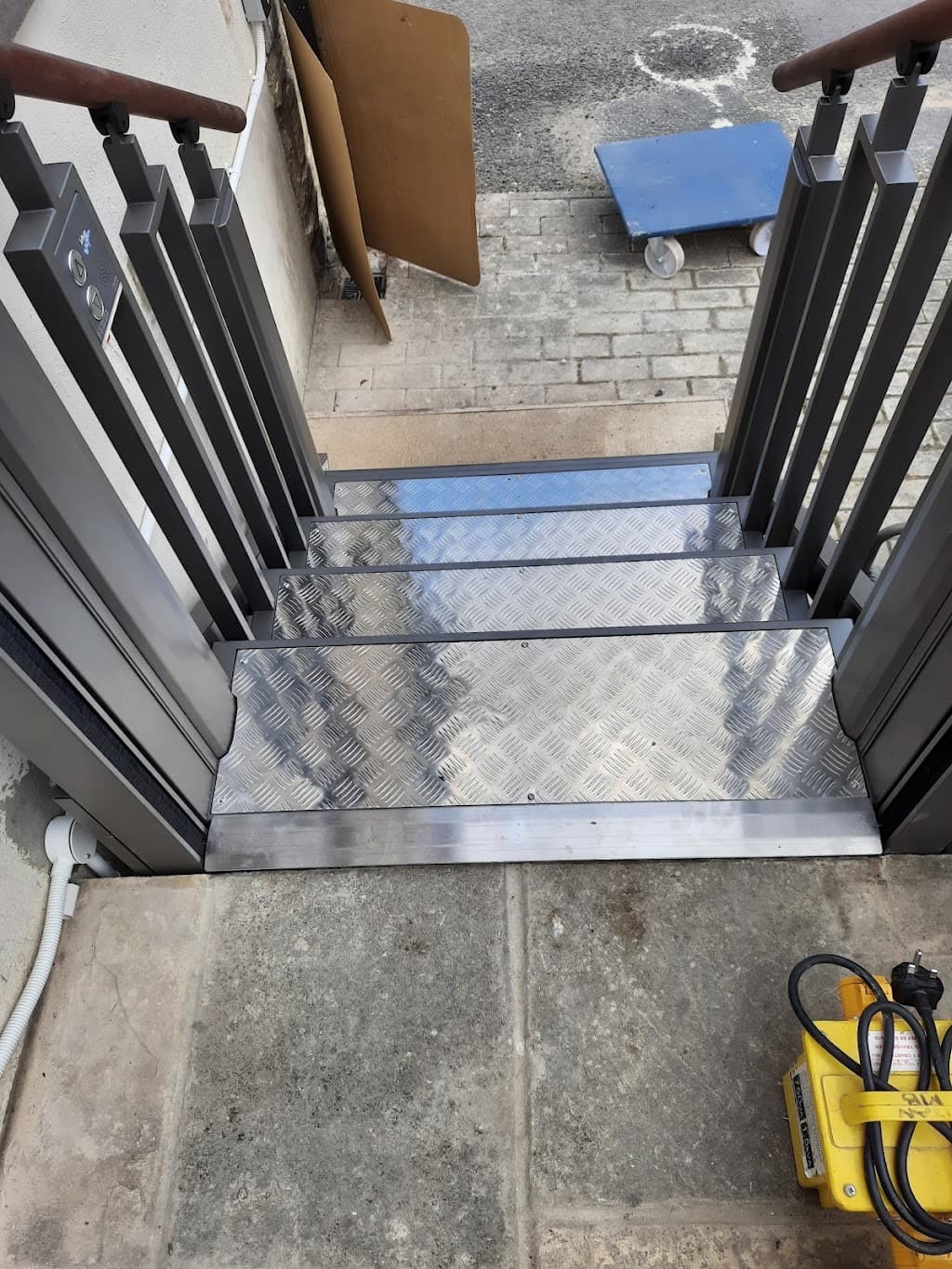 Level Access Lifts Ltd