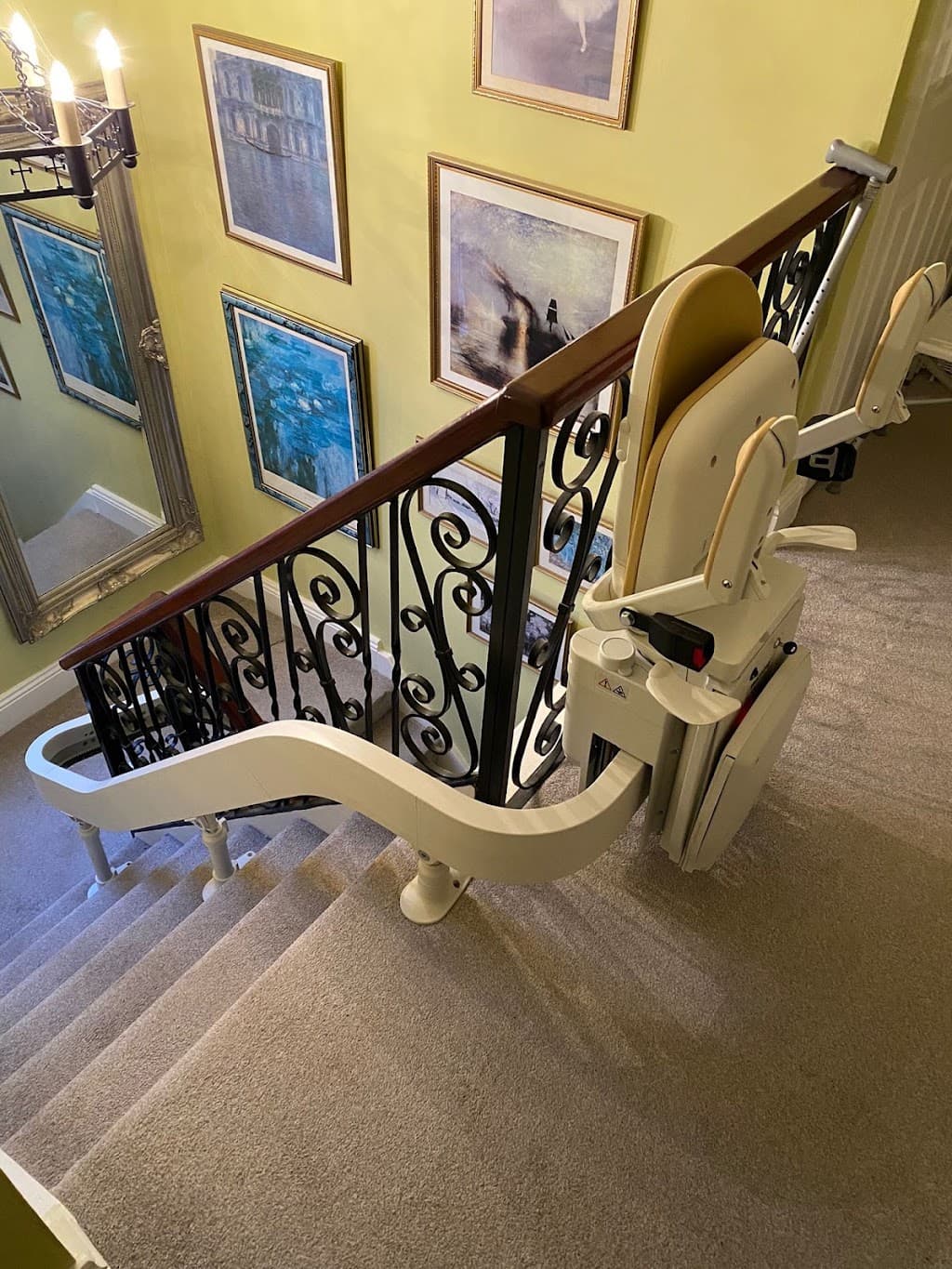 Leodis Stairlifts Bolton