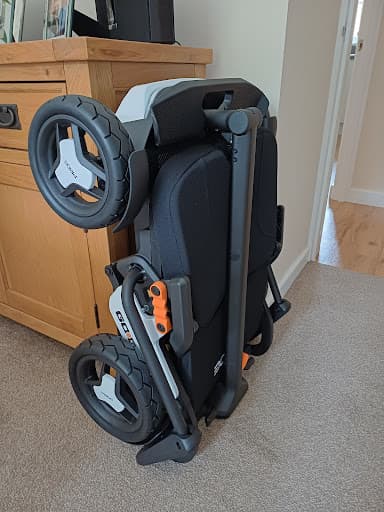 Oakley Healthcare & Mobility — Customer photo